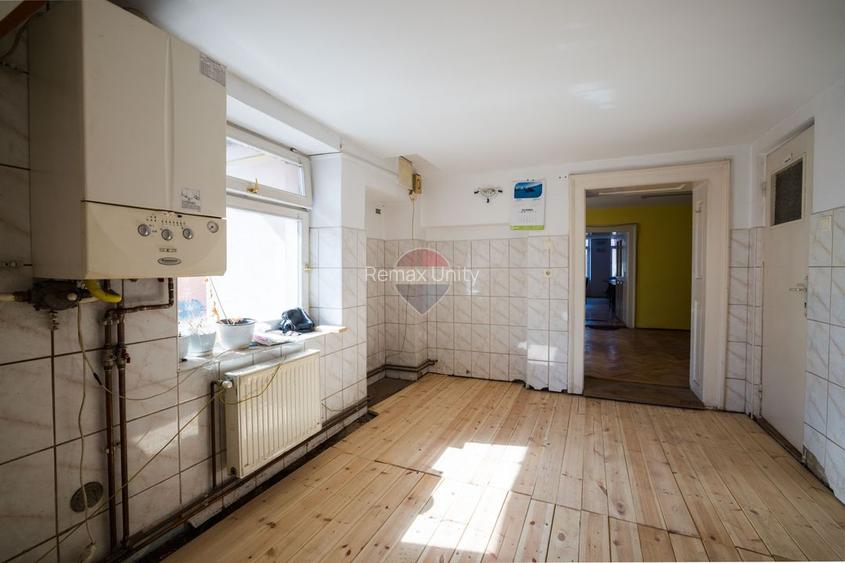 0% comision | Apartament la casă, parter și mansardă | Strada Lungă - 28