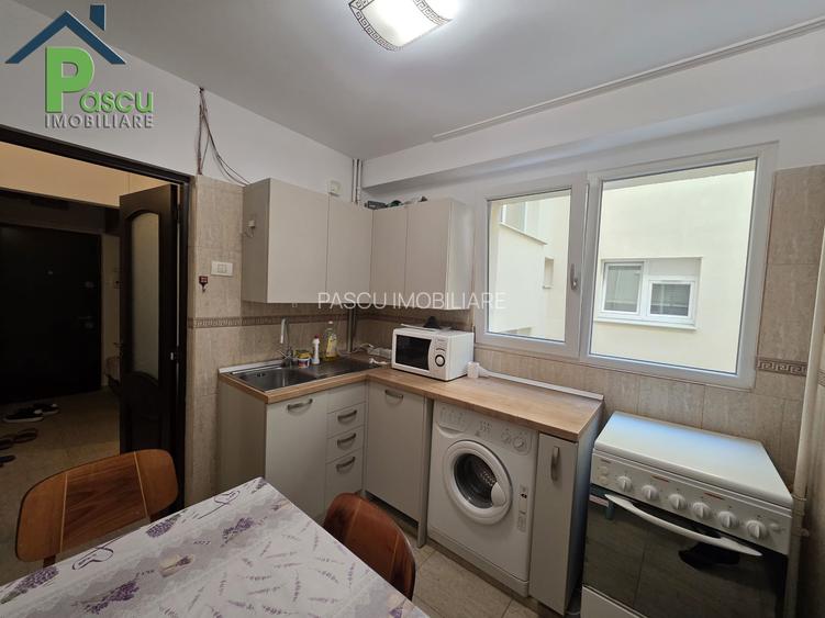Apartament 2 camere Eroii Revoluției, str. Ghimpați, cf. I, decomandat, 50mpu - 8