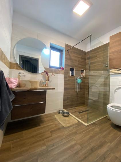 Duplex Modern mobilat si utilat 102mp cu teren de 207 mp – Dezmir
