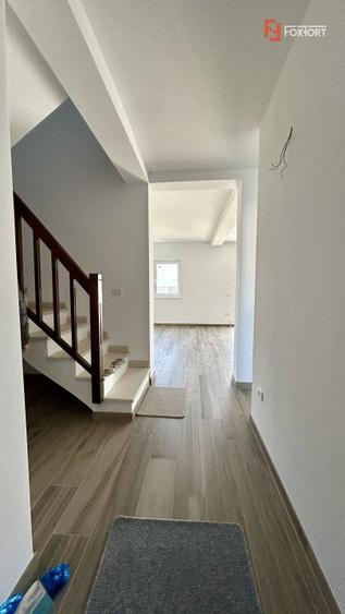 Casa cu 4 camere, toate utilitatile, cu plata in transe Sanandrei.