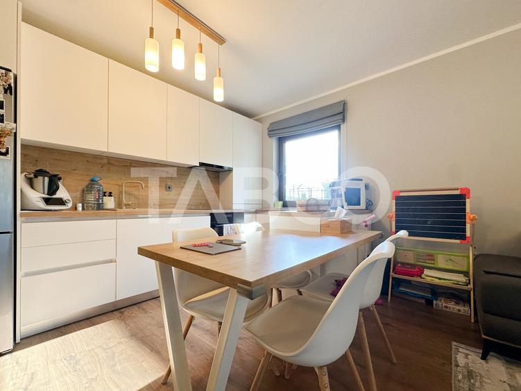 Apartament cu 3 camere de vanzare in cartierul Europa cu garaj