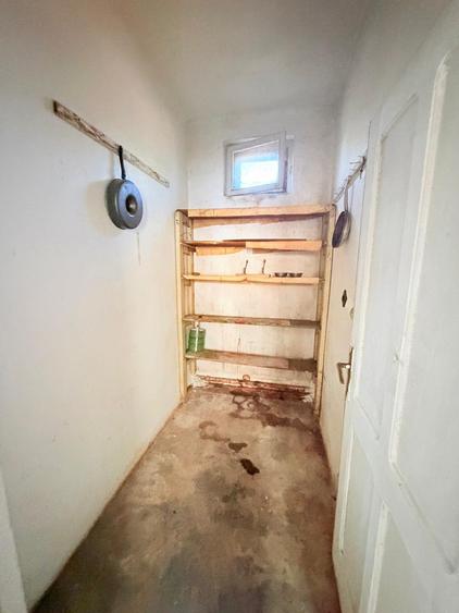 Casă de vânzare în zona Centrală -71 mp utili + 385 mp teren–150.000 €