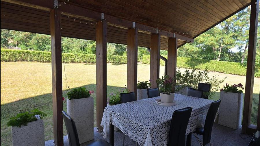 CASĂ DE VACANȚĂ DE VÂNZARE ÎN BUCOVINA | MĂLINI HE