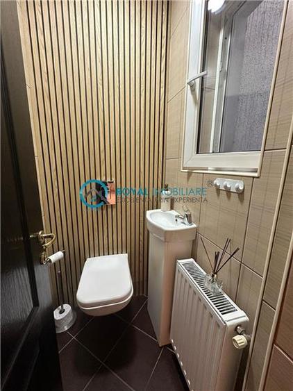 Royal Imobiliare - Vanzare vila zona Democratiei