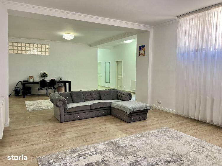 Apartament 3 camere cu curte, imobil nou