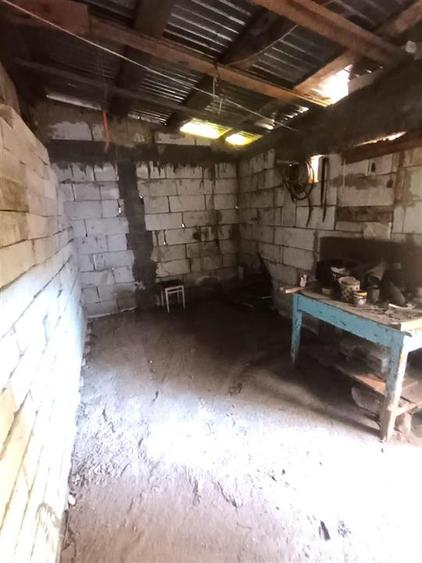 Casa 4 camere, teren 378 mp, deschidere 8 m, Pisc