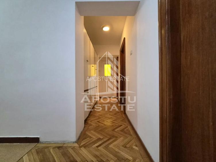 Apartament 4 camere,zona Malul Muresului