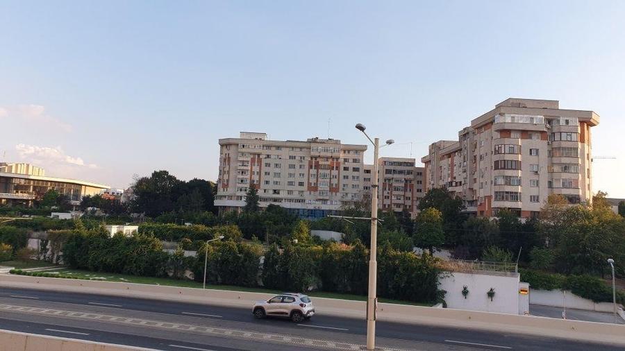 Apartament 2 camere, decomandat, Ultracentral, Popoveni