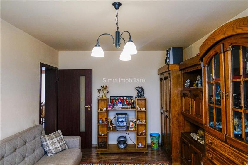Casa de vanzare  cu teren de 722 mp in Sanmartin - 17