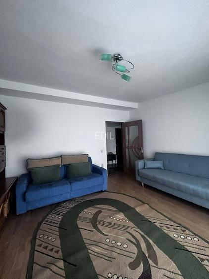 Apartamentd e o camera, zona Florilor/ FLORESTI - 2