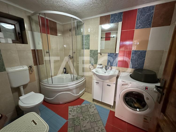 Cabana spatioasa la 5 km de Partia Sureanu complet mobilata si utilata