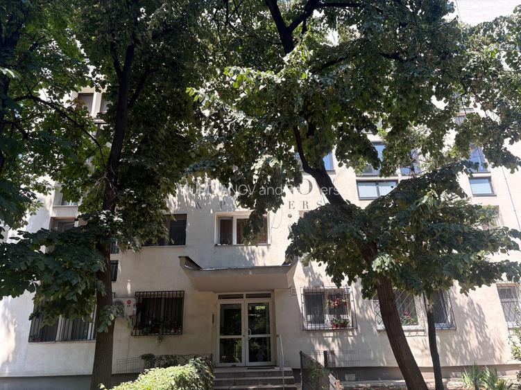 Apartament cu 3 camere - Metrou Costin Georgian - bd. 1 Decembrie 1918 - 14