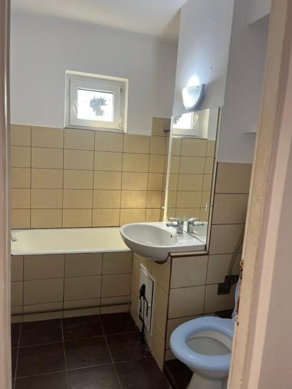 Proprietar inchiriez apartament 2 camere, decomandat. zona Odobescu
