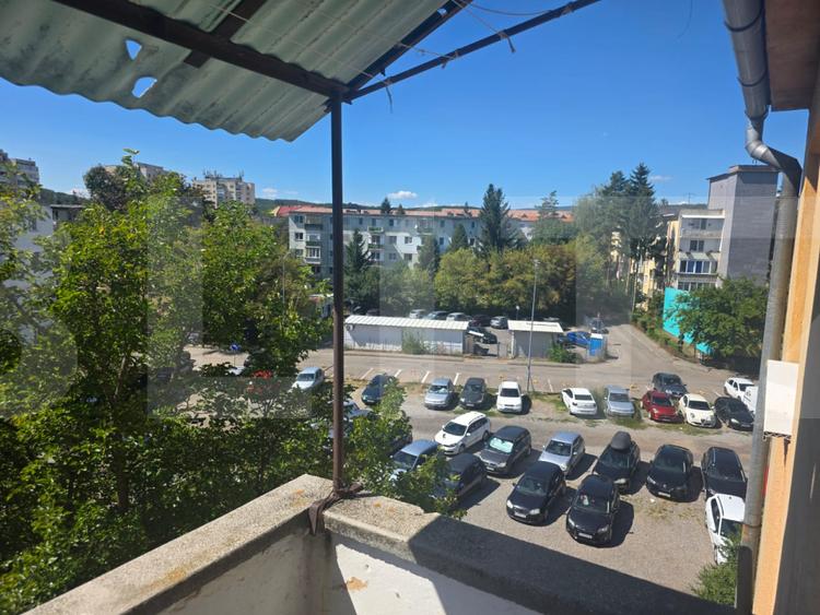 Apartament de vanzare, cu 2 camere - Aleea Centralei