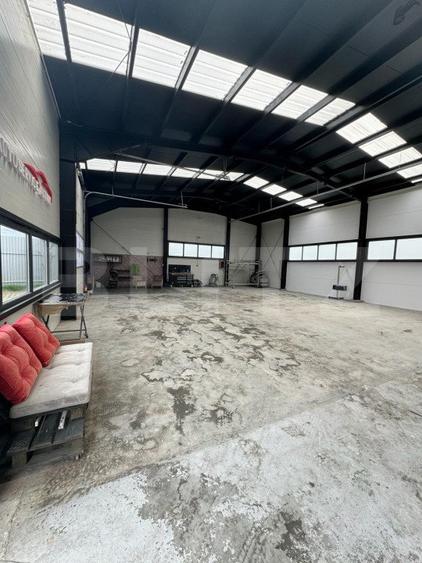 Hala industriala, 300 mp, zona centrala- Marginea