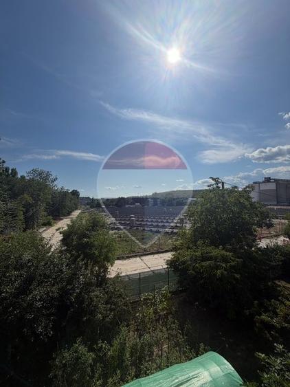 Spațiu industrial 724 mp | Teren 1.106 mp | Acces TIR | Târgu Jiu