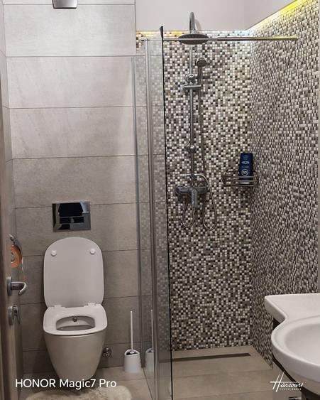 Inchiriez apartament cu 2 camere, Pitesti, bloc nou, modern, Banat
