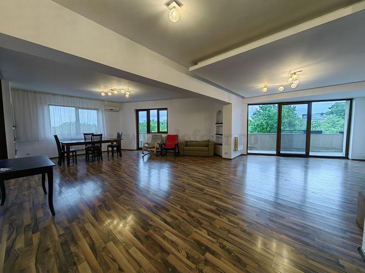 Duplex cu 4 camere în zona Baneasa