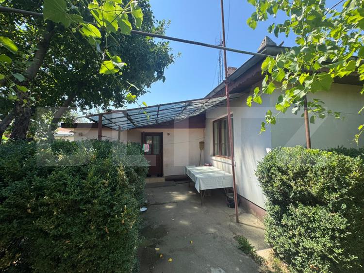 Casă pe teren de 427 mp, deschidere 15 ml, Catargiu, zona Bisericii
