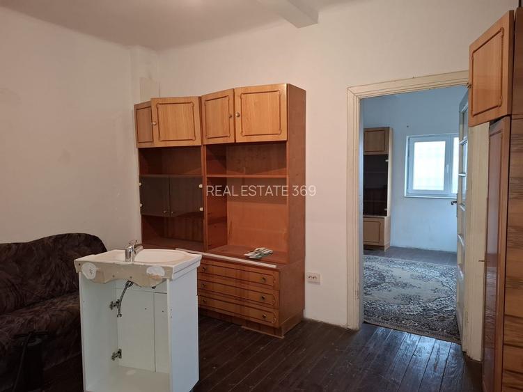 URGENT!, vila singur curte, TEREN IN PROPRIETATE, libera, NEGOCIABIL - 2