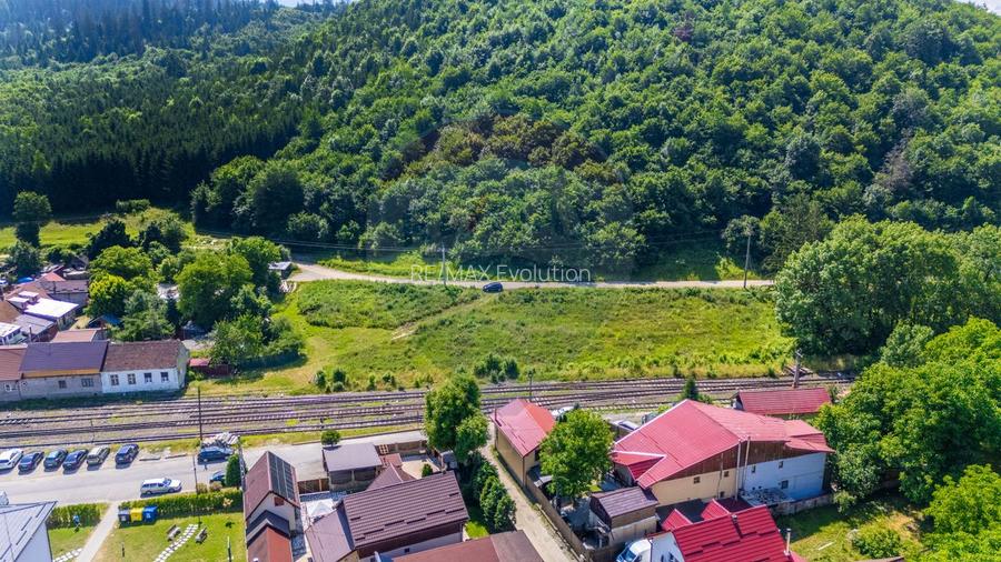Oportunitate de Investiție in Cristian | Teren intravilan 4830mp - 6