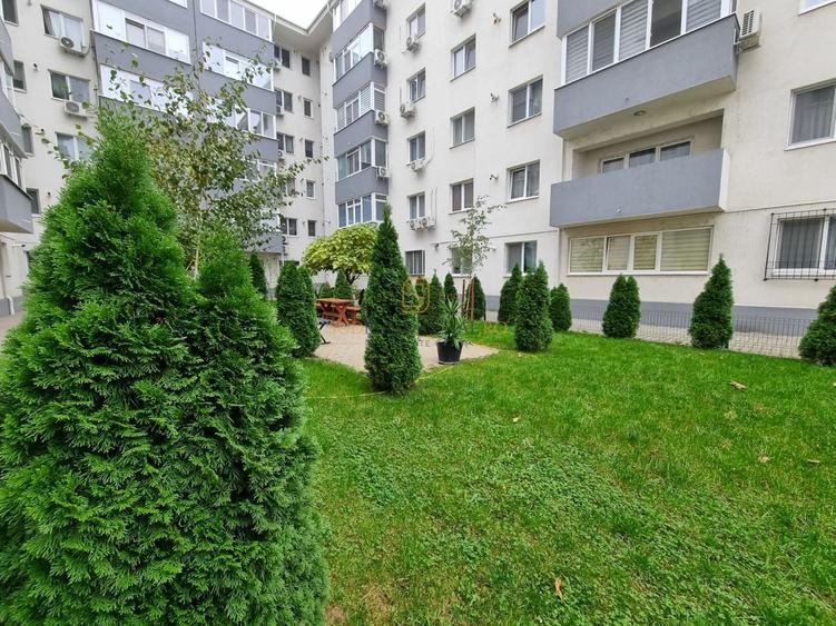 Apartament 2 camere de vanzare, loc de parcare, acces metrou Aparatori