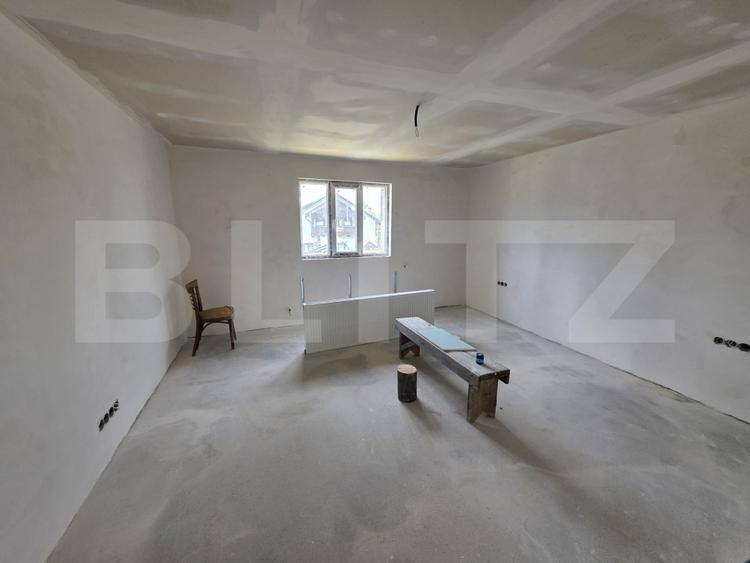 Casa de vacanta in curs de modernizare in Belis, 5 camere, 920mp teren drept