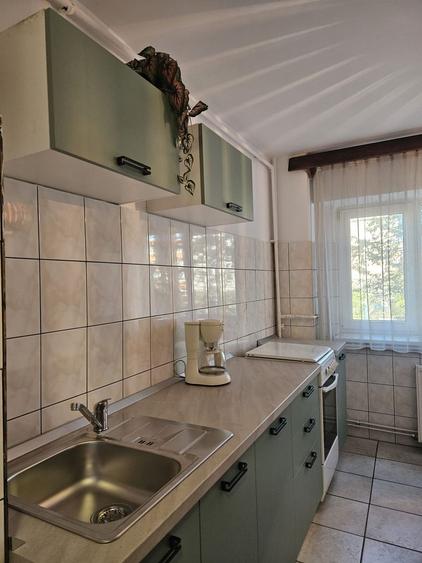 2 camere, zona Spitalul Judetean