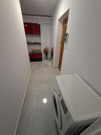 Apartament cu 1 camera, etajul 3/8, zona Nicolina