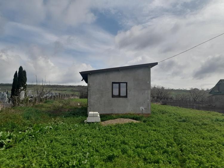 Vând Teren + Construcție str. Eternității, nr. 22, comuna Bălțați, Jud. Iași