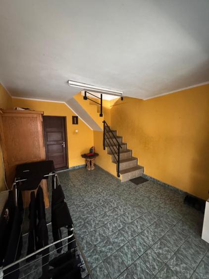 Casă 250 mp în Tăuții Măgherăuș, 6 camere, garaj dublu, solar