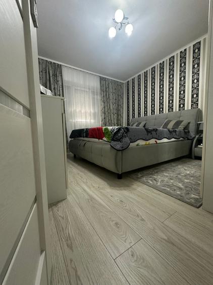 Apartament 2 camere, zona Buzaului.