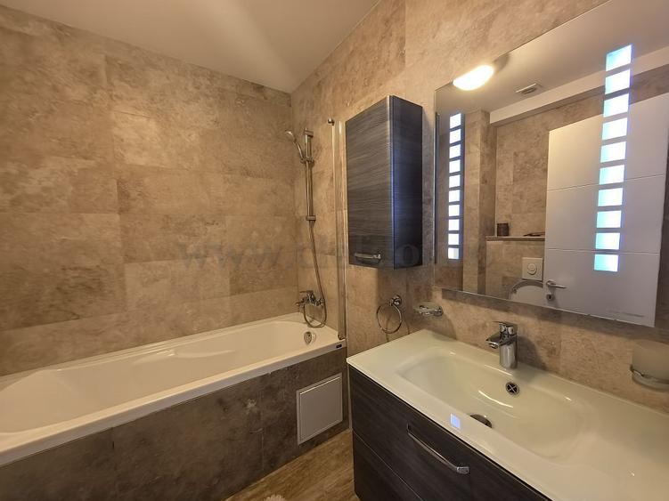 Vila de Lux cu acces la piscina