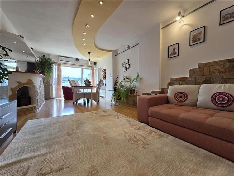 Apartament superb cu priveliste bulevardul Grivitei