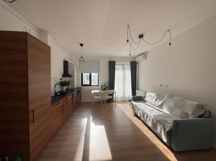 Apartament cu 2 camere de vanzare, zona Safirului