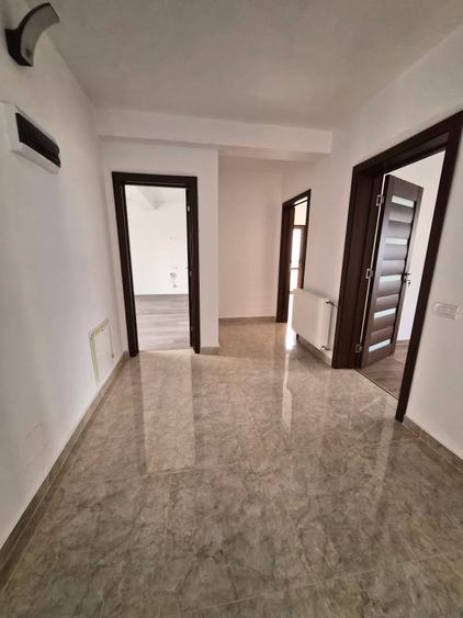 Vila Individuala 5 camere, 4 bai, teren 500 mp! LA CHEIE