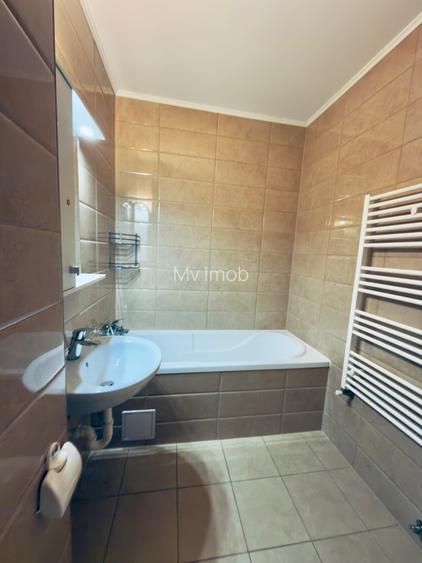 Apartament cu 2 camere de vanzare in Avantgarden Bartolomeu,nemobilat,et 3/8 - 10