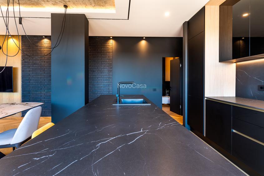 Inchiriere Penthouse de Lux cu 4 camere ,Centru, terasa 200mp - 5