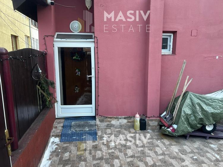 De vanzare apartament la casă cu grădină proprie
