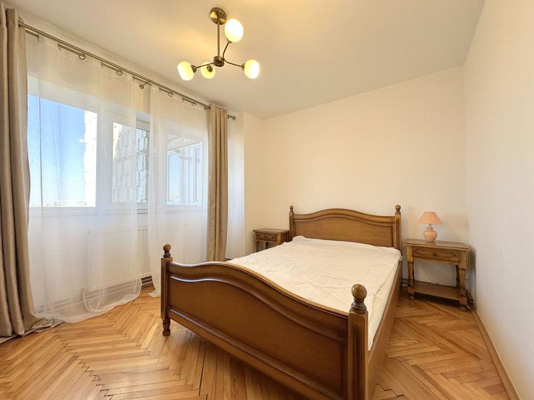 Apartament 3 camere, zona Dacia