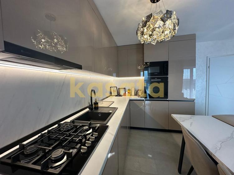 3 camere / Mobilat / Utilat / 2 parcari incluse in pret / LUX