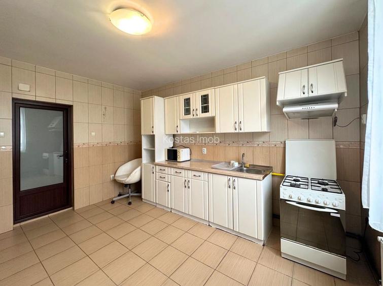 Inchiriere casă complet renovată cu 4 camere  Băneasa, Sector 1 - 17