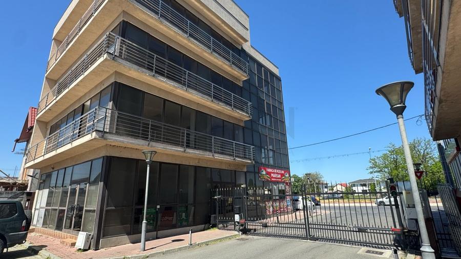 REC3001351 Oportunitate investitie I Spatiu Comercial  I Industriilor Sector 3