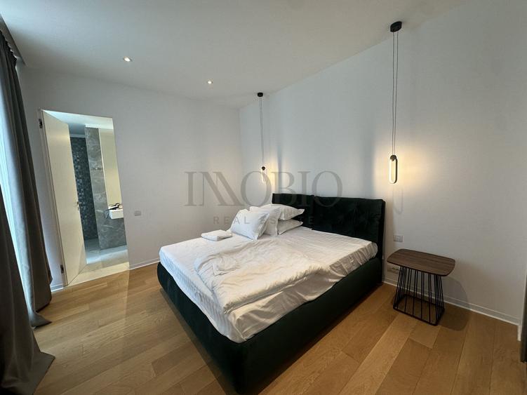 Apartament 4 Camere | Beach Front | One Mamaia | Loc de Parcare