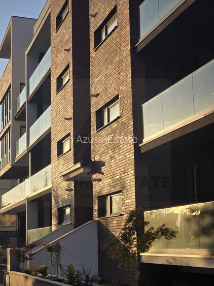 Apartament premium 75 mp utili cu parcare subterana si boxa Central