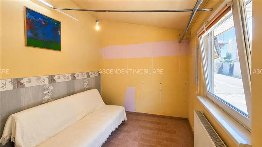 Casa cu teren 413 mp, Florilor, Brasov, 7 incaperi, potential business - 2
