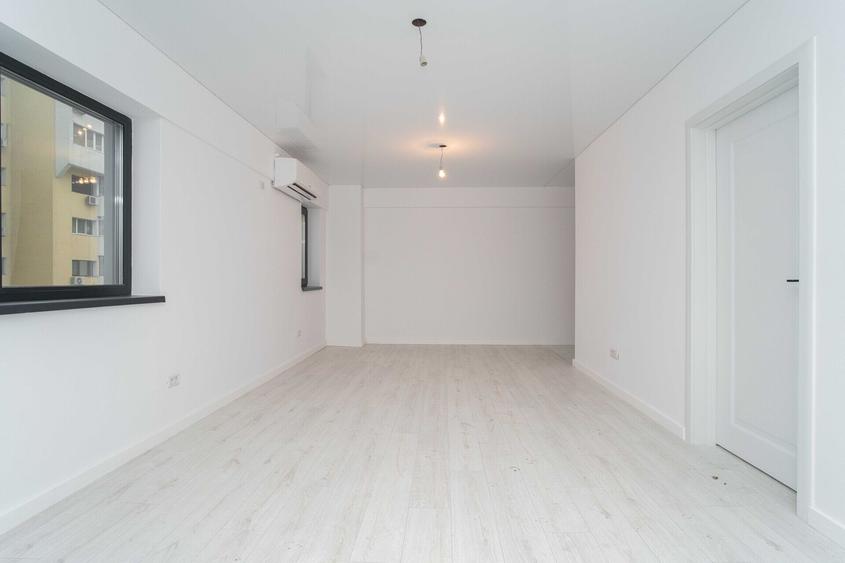 APARTAMENT CU 3 CAMERE & 2 BAI, NICOLINA LA BULEVARD, BLOC NOU