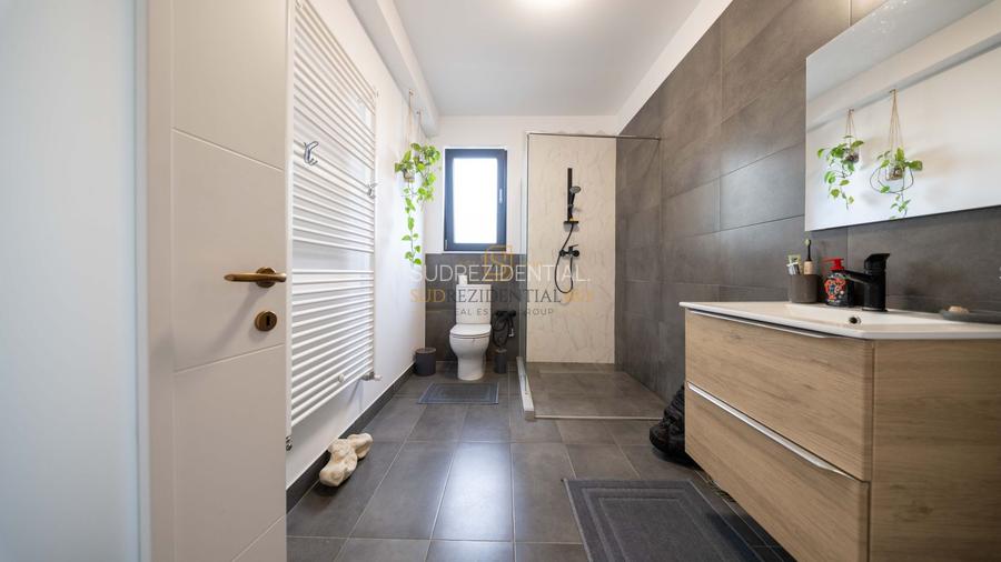 Casa Individuala de vanzare - Comuna Berceni - Complet mobilata - 8