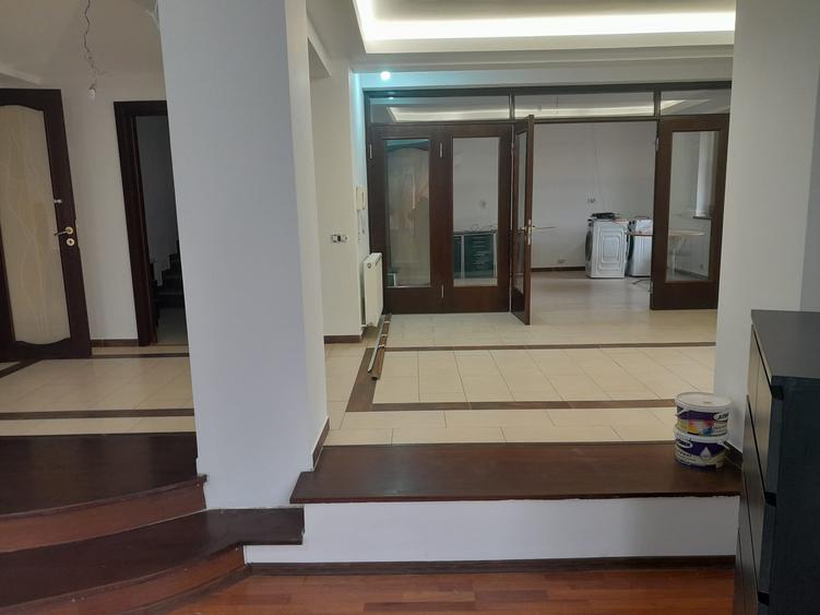 VILA IMPOZANTA JOITA/