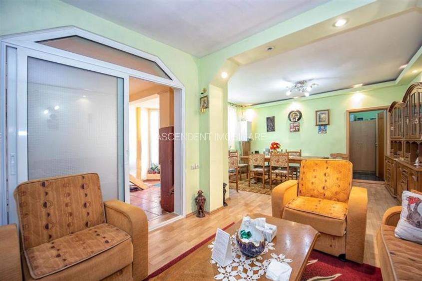 Rezidenta cu 5 camere, curte individuala, gata de mutat, SemiCentral, Brasov - 25